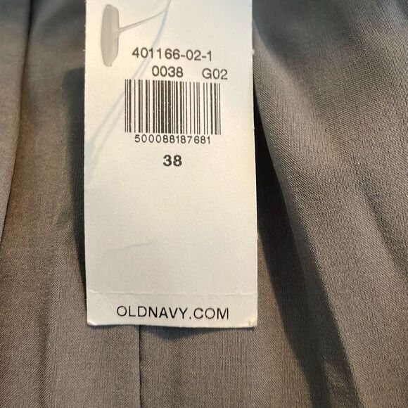 Old Navy 8" Slim Go-Dry Shade StretchTech Shorts Light Heather Gray Knit 38 - Picture 9 of 9